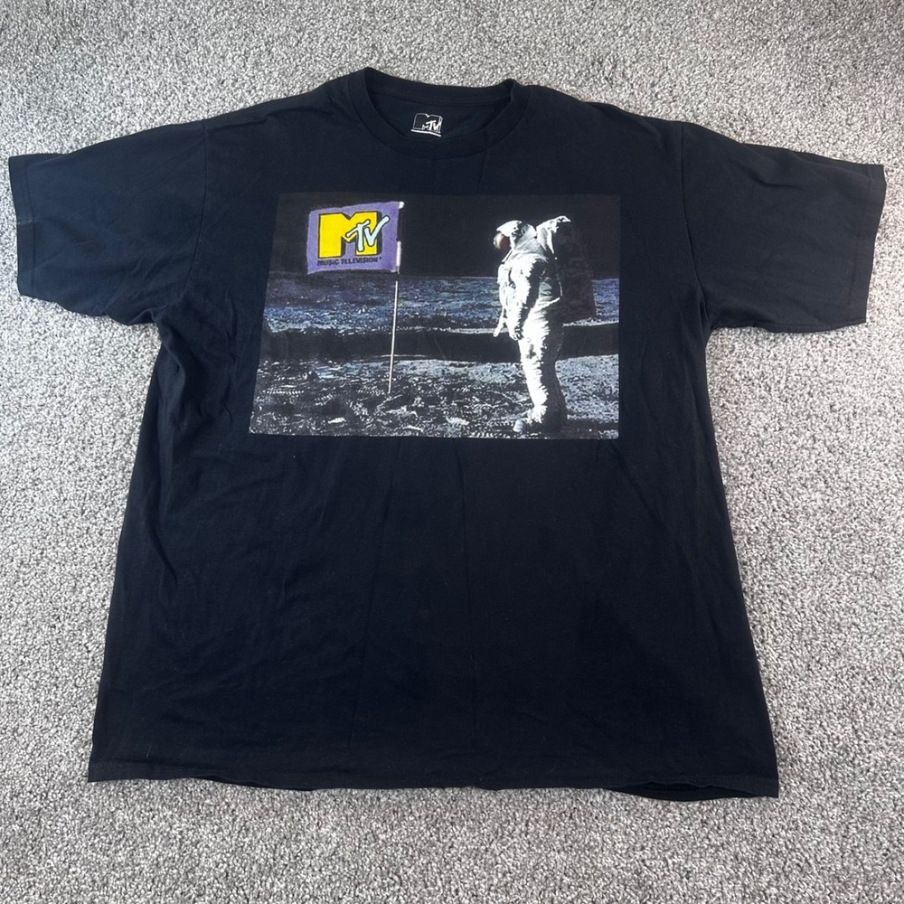 MTV T-Shirt Mens XL Black Moon Landing Astronaut Graphic Tee Music Television